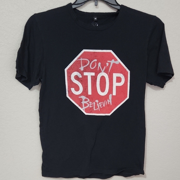 Dont Stop Believin Journey Graphic Black T-Shirt M 309 Designs 100% Cotton Short - Picture 1 of 7